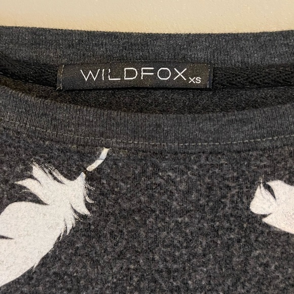 Wildfox Pillow Fight Feather Sweatshirt Sweater Slouchy Pullover Top - Picture 8 of 11